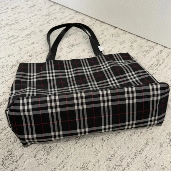 Burberry London Black and Red Plaid Tote Bag EUC - Picture 10 of 10